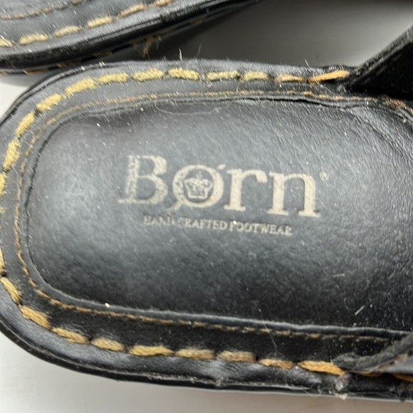 Born Leather Thong Sandals Flip Flops Sz 7. FFT0533C - Picture 3 of 7